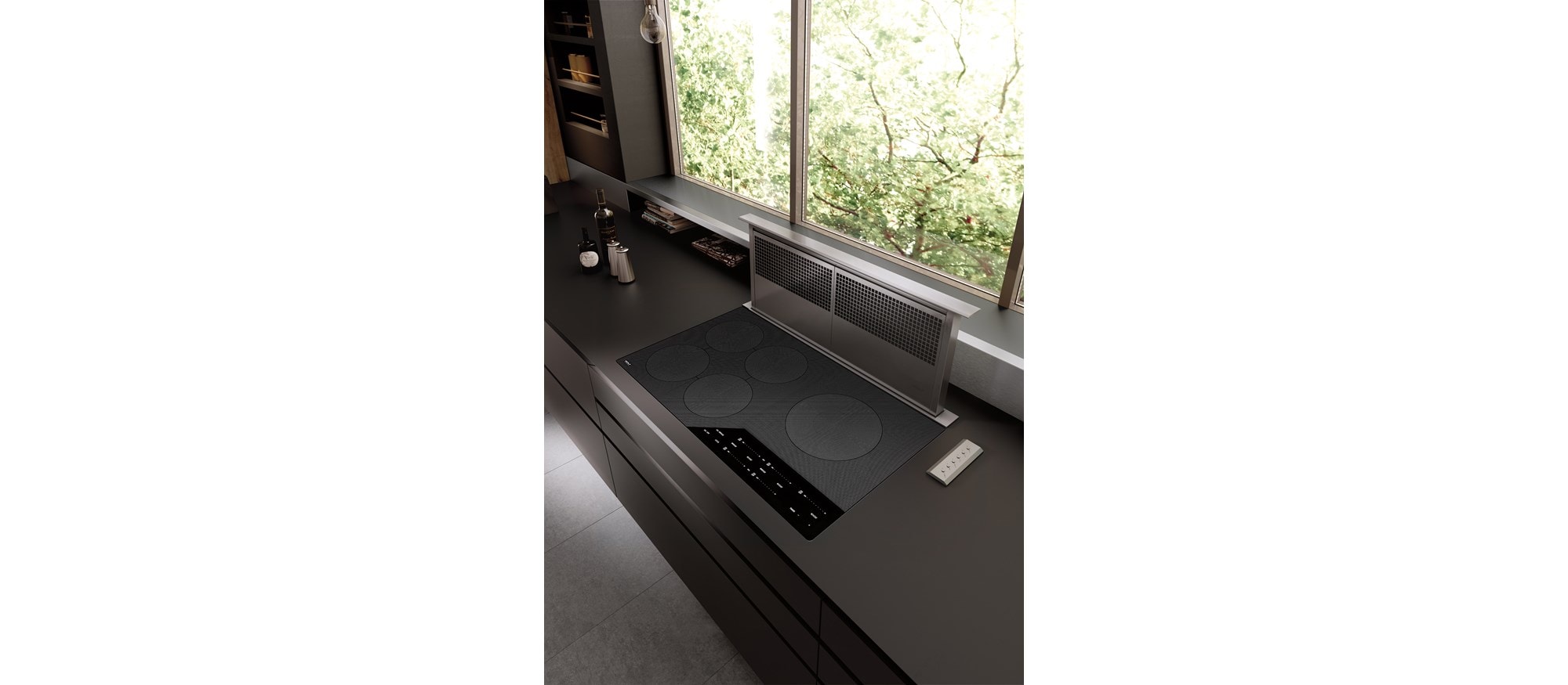 Wolf 36" Contemporary Induction Cooktop (CI365C/B)