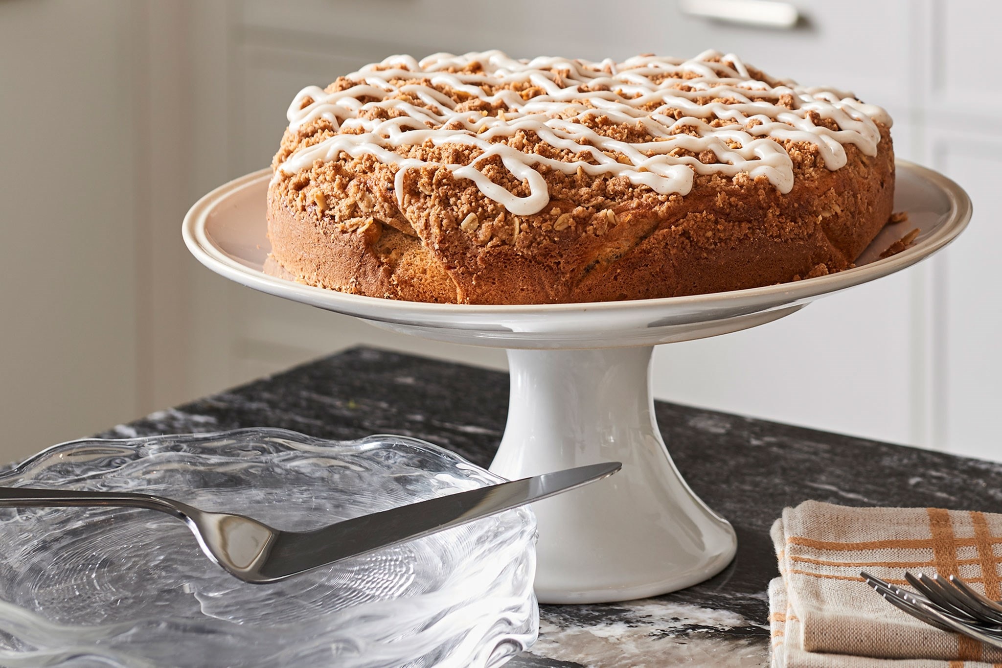 Moist Apple Cinnamon Coffee Cake – Baked by Rachel
