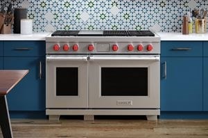 Wolf 4.5 Cu. Ft. Freestanding Double Oven Gas Convection Range with  Infrared Charbroiler GR486C-LP - Best Buy