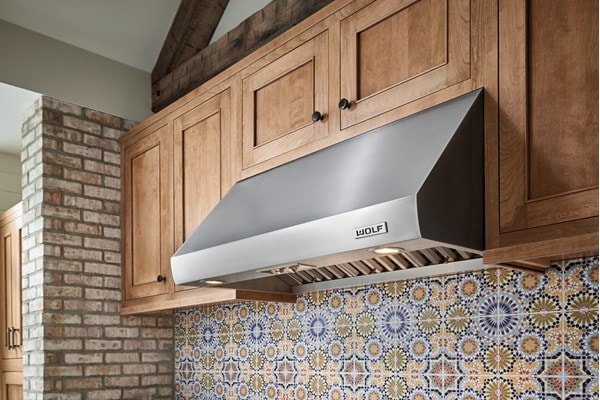 Back vent on sale range hood